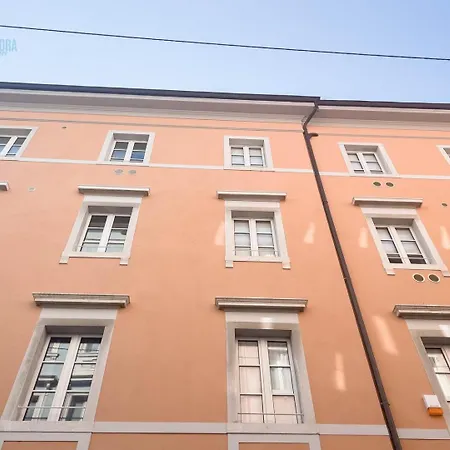 Corridoni 3b Tirabora Short Rent Appartamento