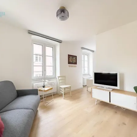 Appartamento Corridoni 3b Tirabora Short Rent