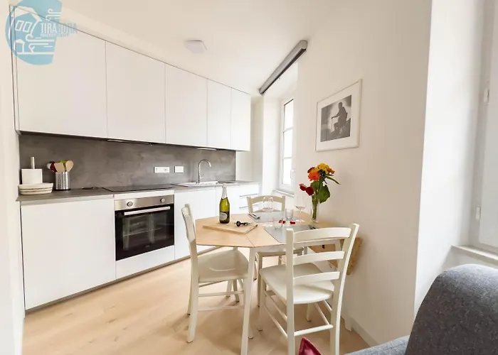 Corridoni 3b Tirabora Short Rent * Trieste